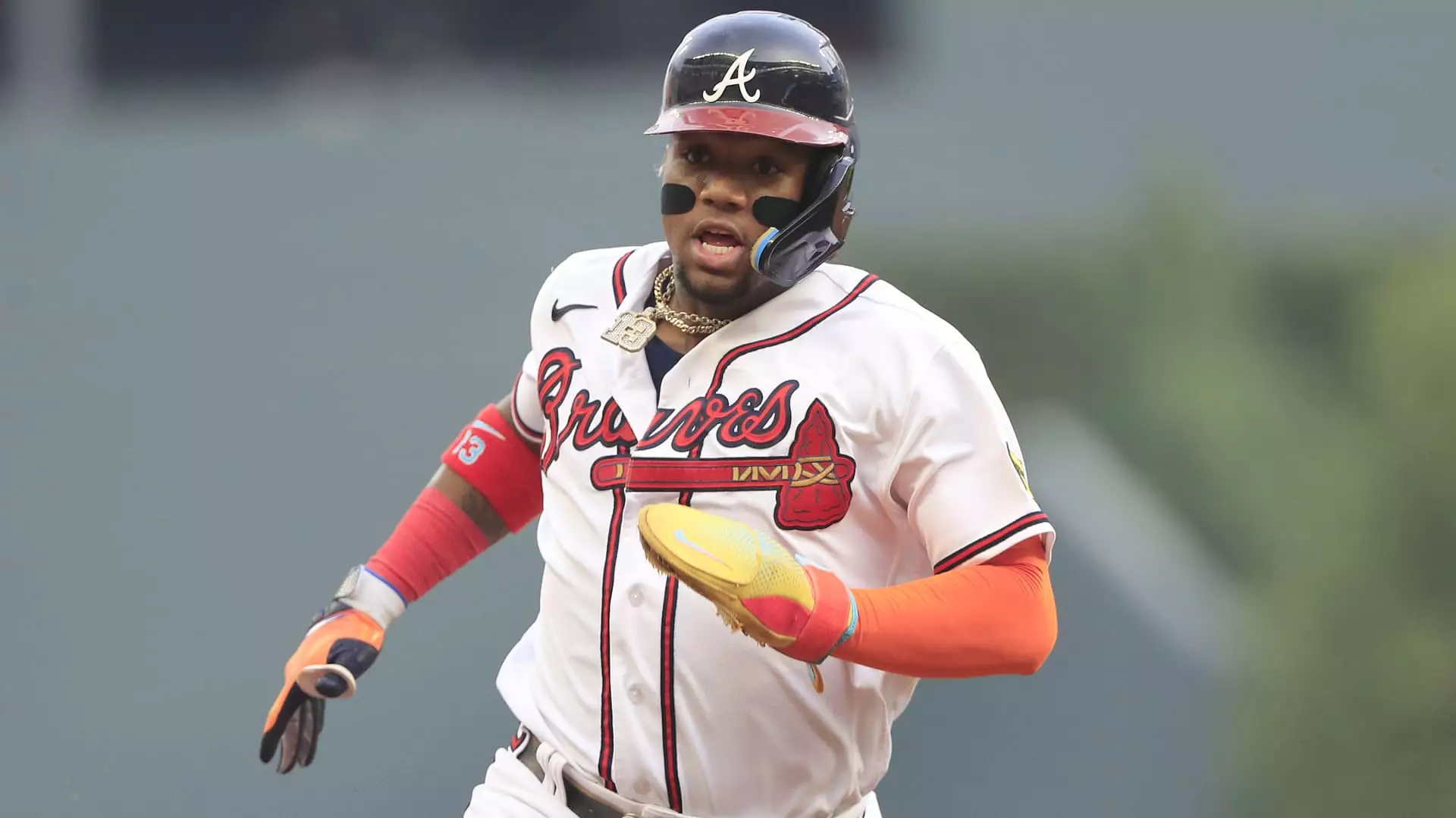 Opportunities for Investors in Atlanta Braves Holdings