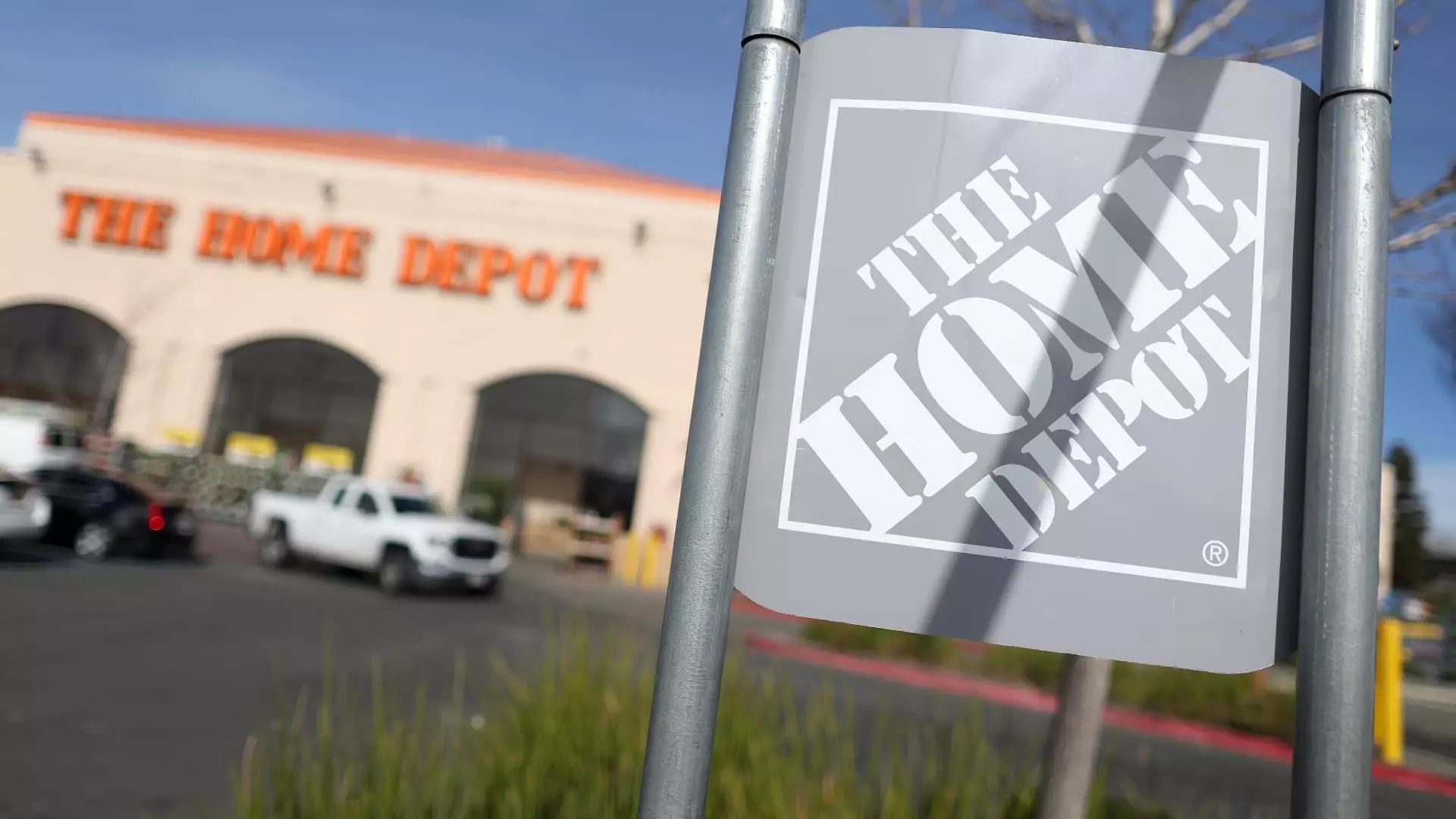 The Impact of Interest Rates on Home Depot’s Sales