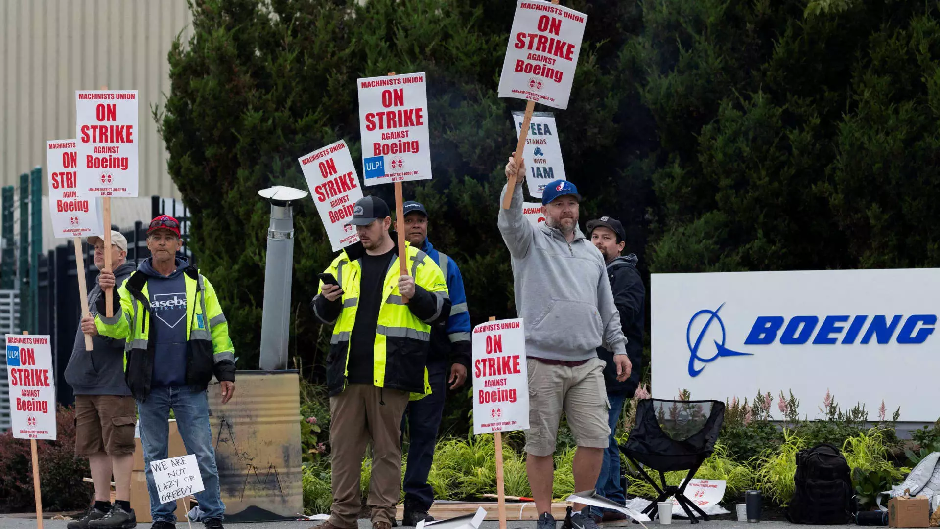 The Boeing Conundrum: Tensions Rise as Machinists Strike for Fair Wages