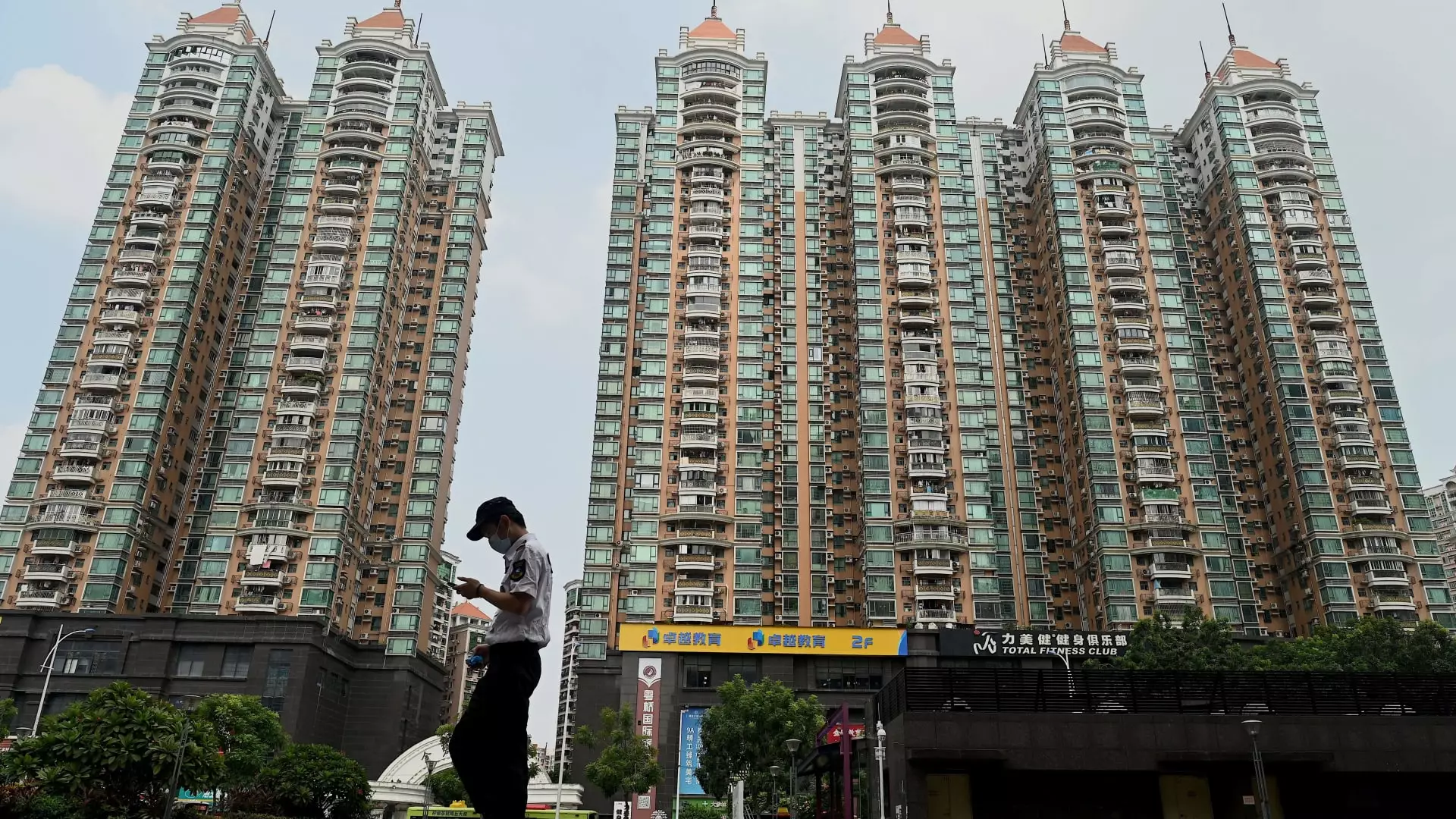 Reviving the Chinese Property Market: A Step Towards Recovery