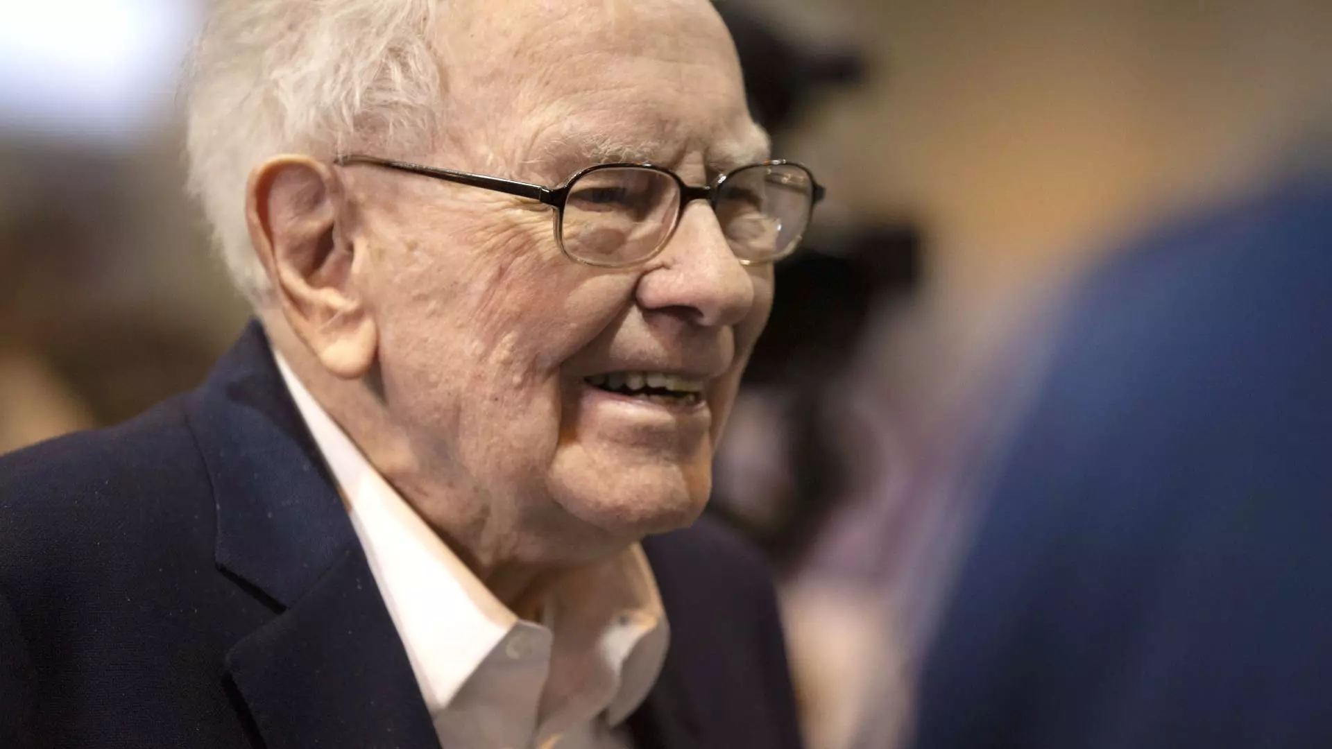 The Enigma of Warren Buffett’s Investment Strategy: A Deep Dive into Recent Moves