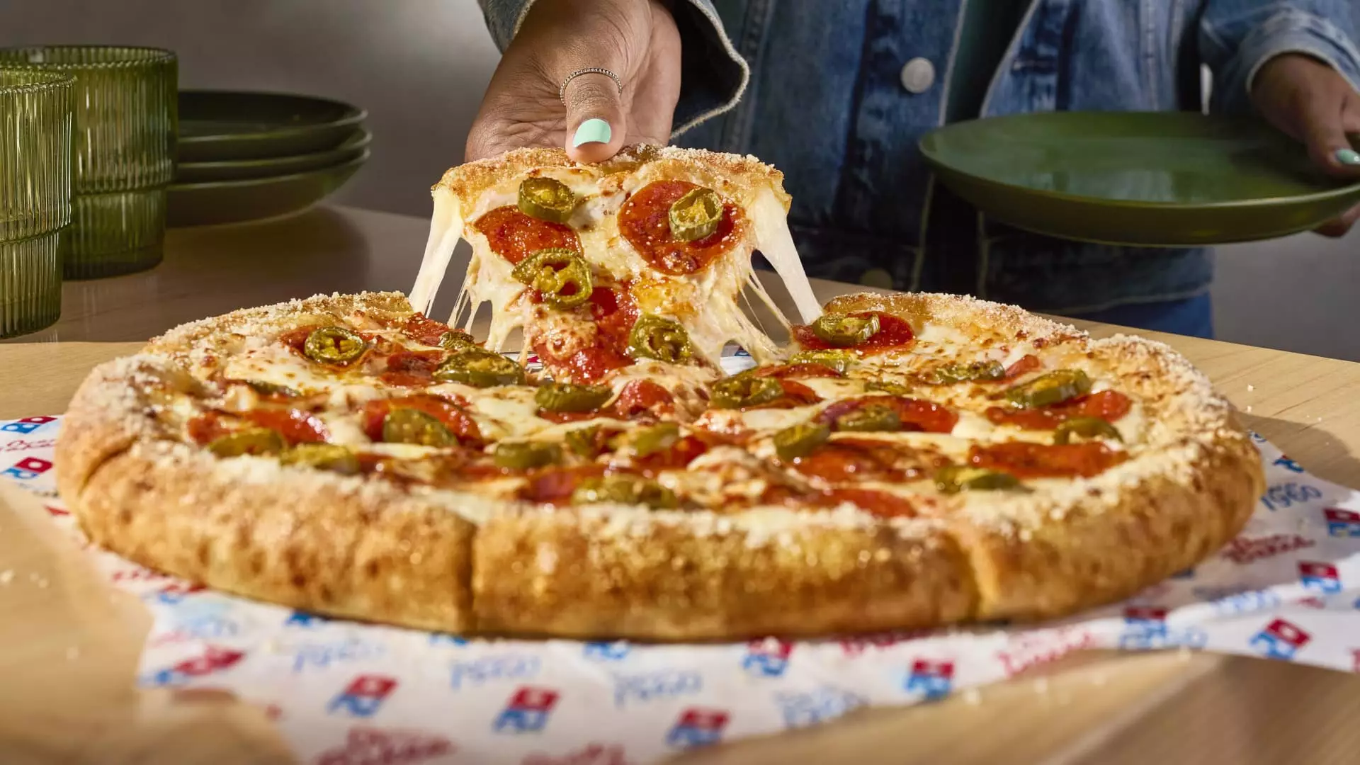 Domino’s Pizza Enters the Stuffed Crust Arena: A Strategic Move or a Late Response?