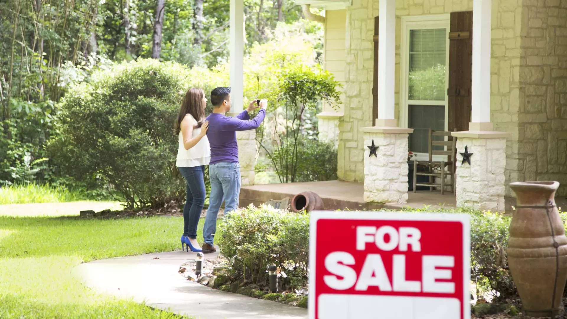 The 7 Crucial Steps to Selling Your Home (and Avoiding Disaster!)