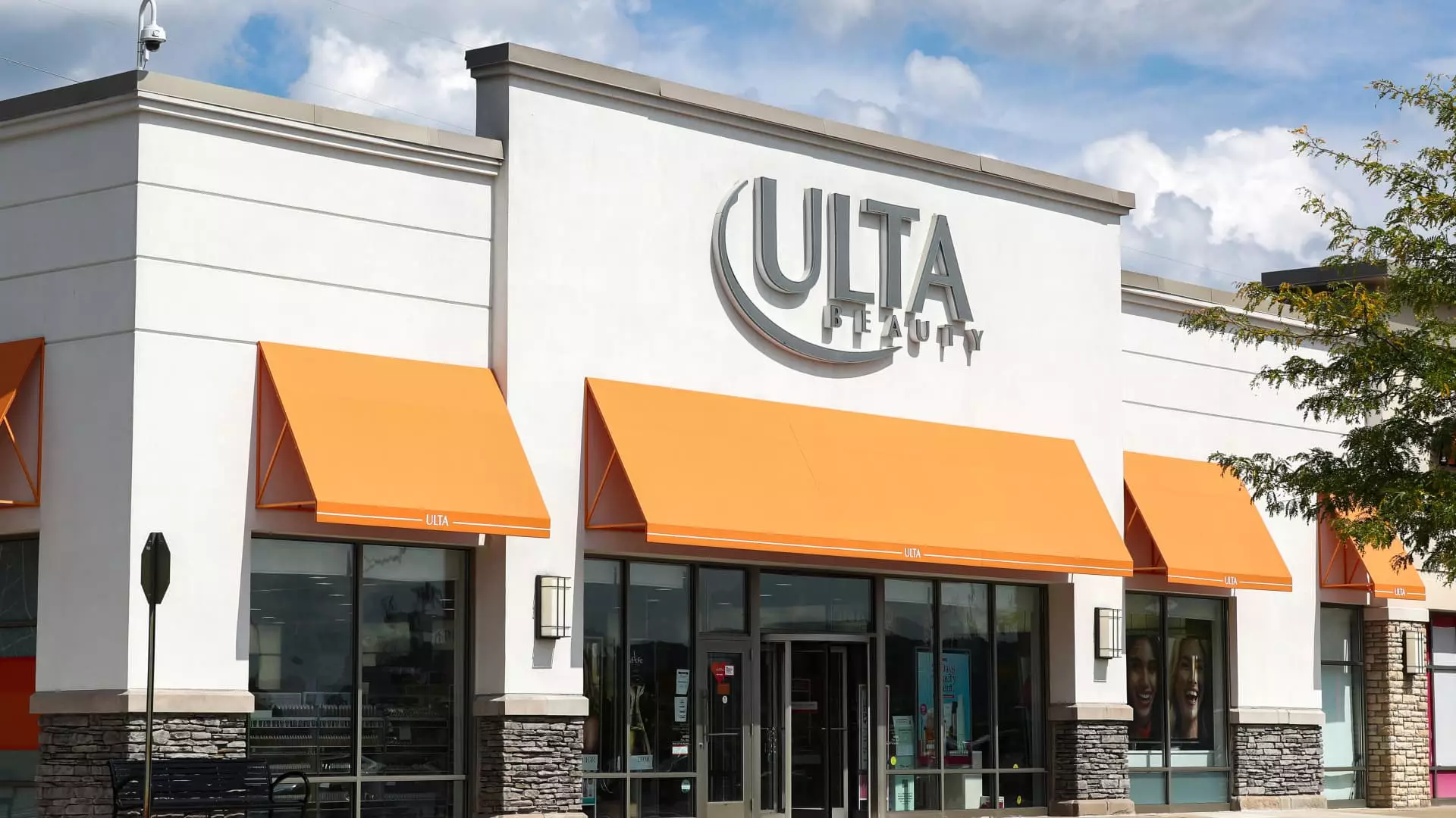 5 Disturbing Trends Behind Ulta Beauty’s Dismal Forecast