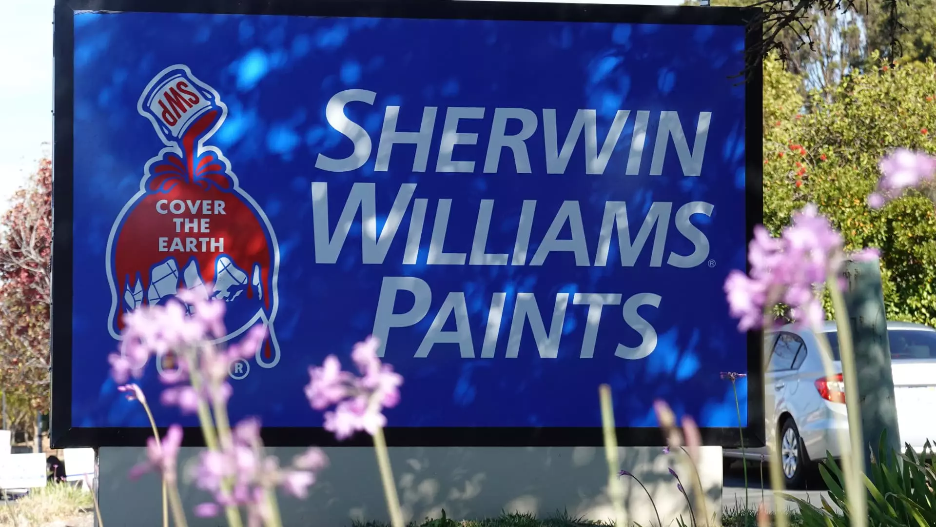 The Power of Resilience: Sherwin-Williams’ Promising Outlook with a 21% Upside
