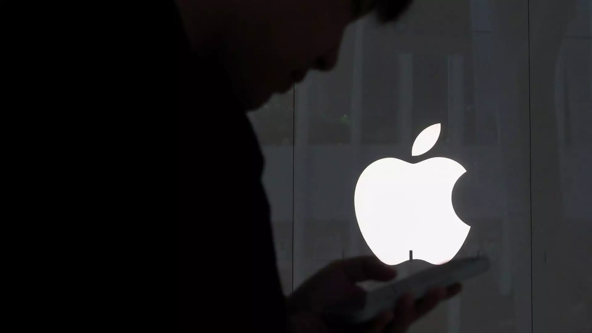 5 Reasons Apple’s Valuation is a Ticking Time Bomb