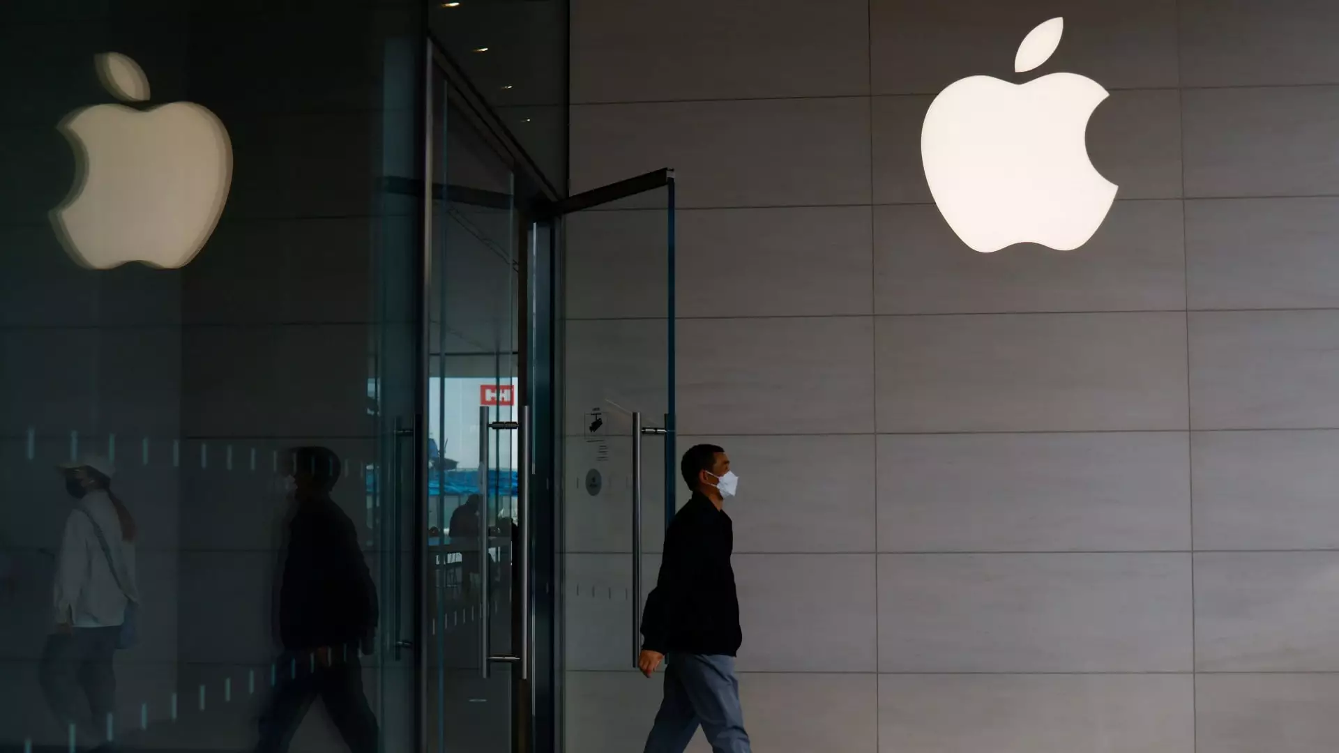 5 Bold Predictions for Apple: Rebound or Repeat Disappointment?