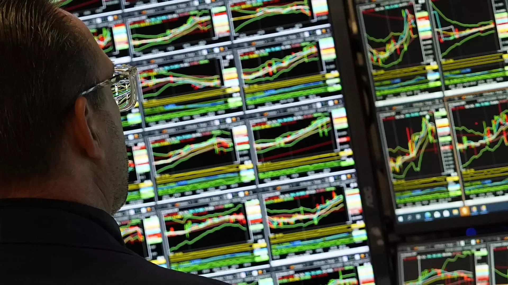 Why Positioning for a Bold Rebound Could Transform Your Investment Future in 2025
