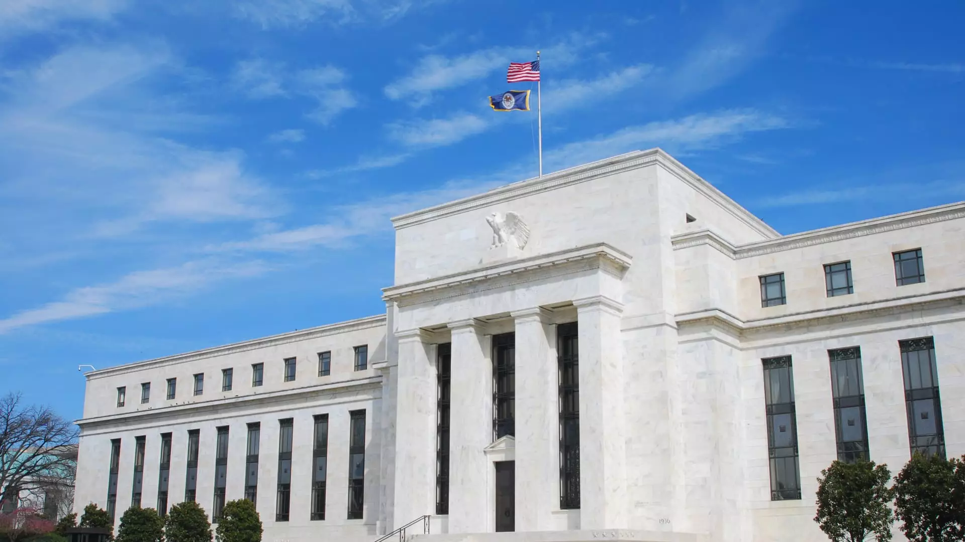 The Federal Reserve’s Rate Cut: A Double-Edged Sword for America’s Economy
